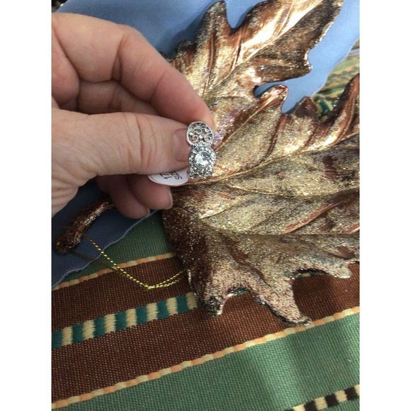 NWT Clear Rhinestone Fashion Ring Size 6.25 Silver Filagree - Picture 1 of 10